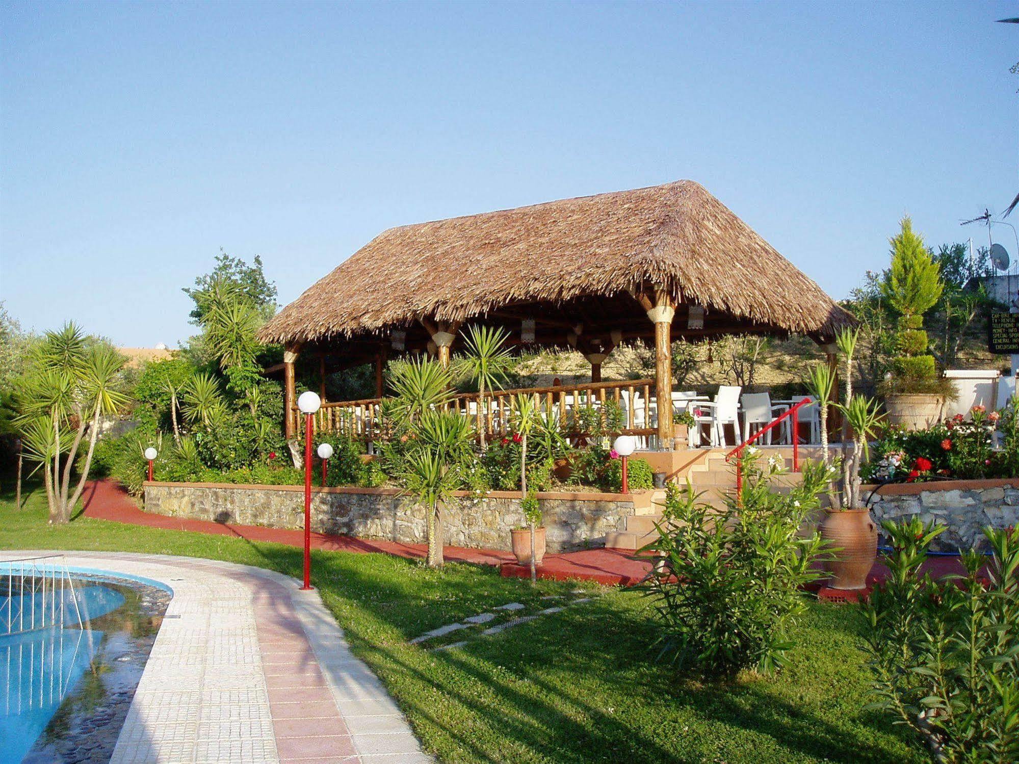 Nea Kydonia Suites & Studios Daratsos Extérieur photo